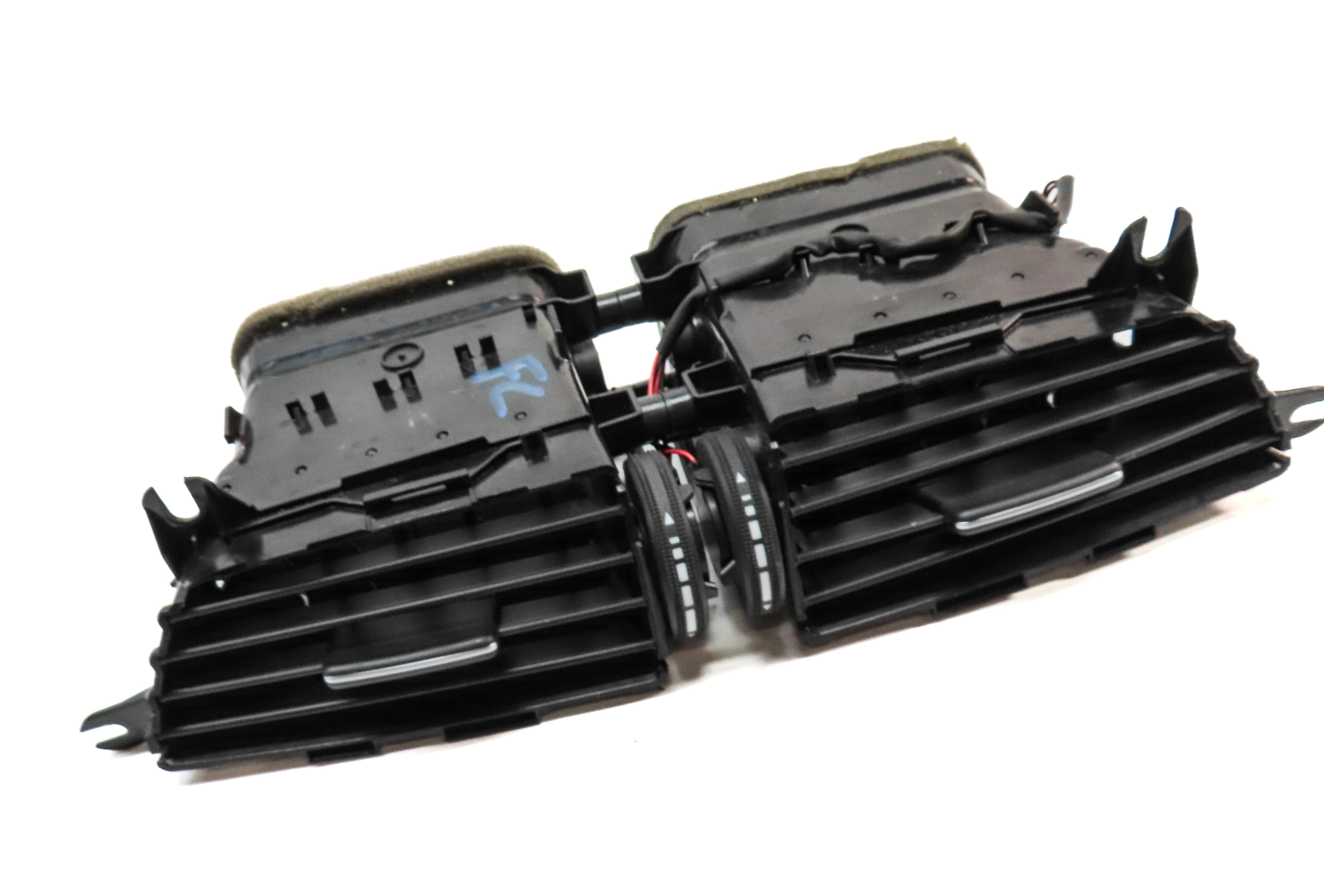 2013 MERCEDES C300 (W204) FRONT CENTER DASH HEAT AIR AC HVAC DUAL VENT (Black) — exact item pictured